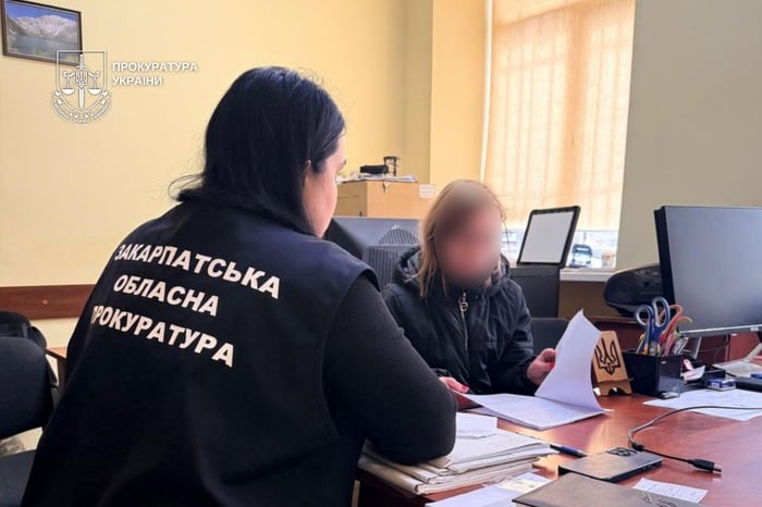 Викрито завербовану росіянами уродженку Запоріжжя, фото: Закарпатська обласна прокуратура