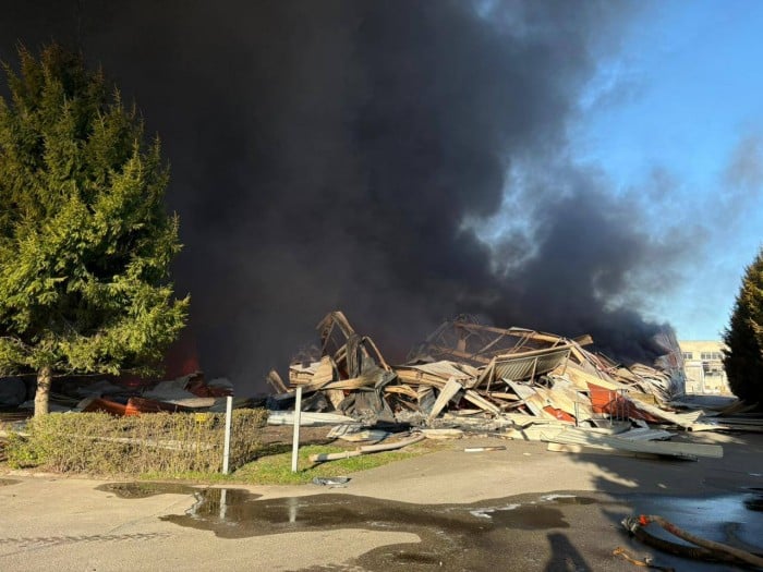 Наслідки російських удару у Корюківці, фото: Павло Мірошниченко
