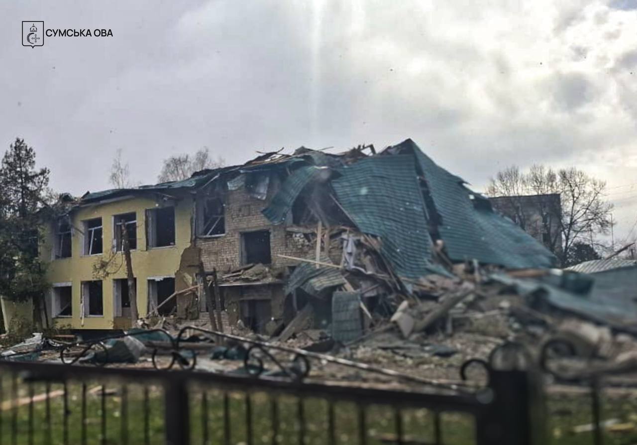 Наслідки бомбардування. Фото: ОВА