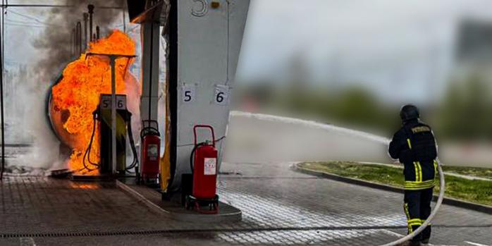 Наслідки удару російського дрона у Херсоні, фото: ДСНС