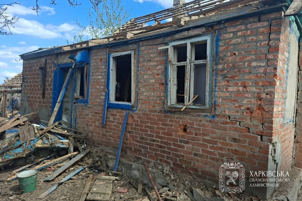 Дрони РФ атакували село на Харківщині. Фото: ОВА