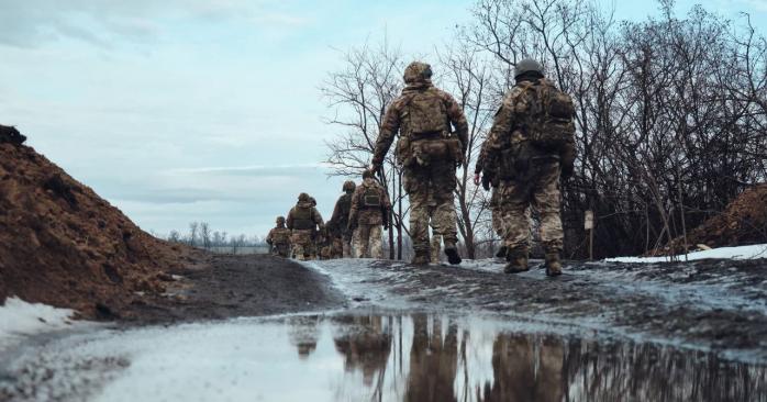 Українські військові перебуватимуть на передовій не більше двох місяців. Фото: 