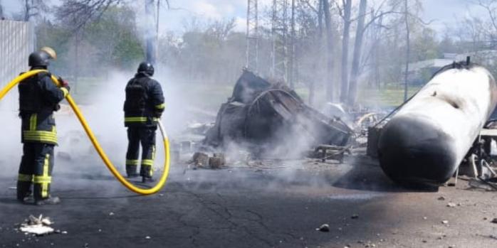 Наслідки російського удару у Краматорську, фото: ДСНС