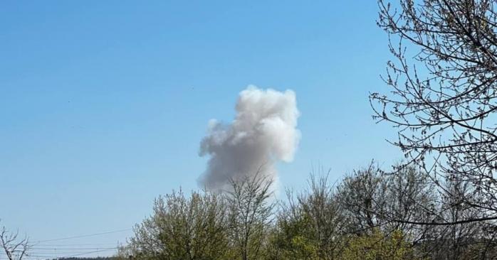 Окупанти завдали ракетного удару по Мерефі, є жертви. Фото: 
