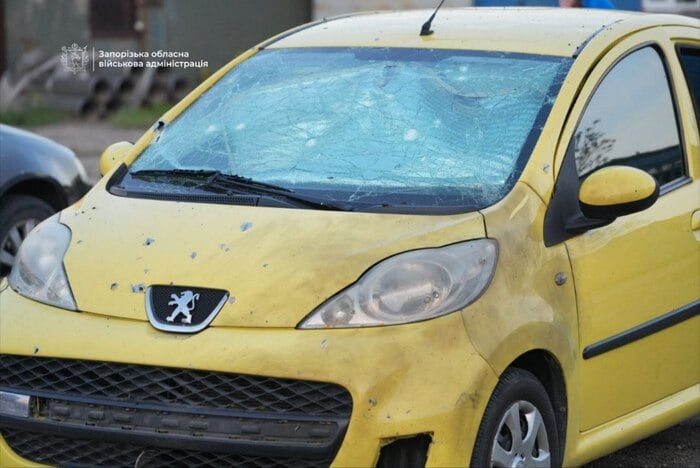 Наслідки російської атаки на Запоріжжя, фото: Запорізька ОВА