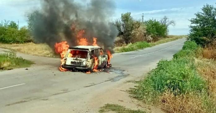 Российский дрон атаковал авто на Сумщине, погибла женщина. Фото: 