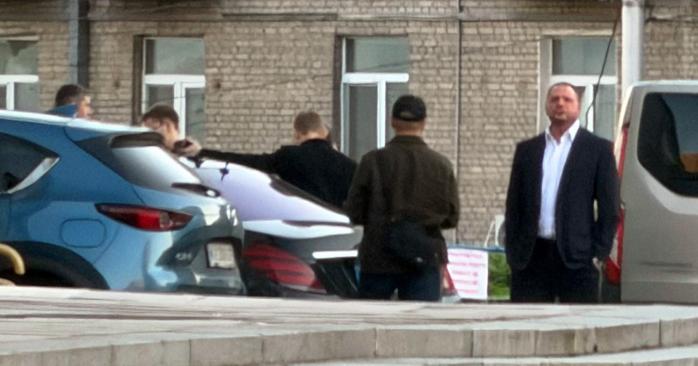 НАБУ и САП проводят процессуальные действия с Андреем Ермаком. Фото: Железняк в Telegram