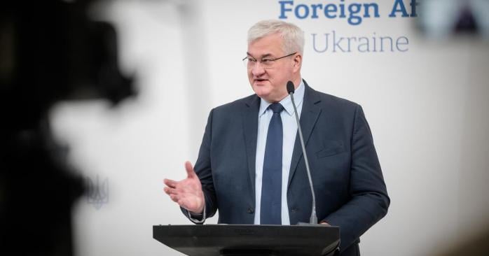 Україна пропонує РФ &laquo;аеропортне перемир&rsquo;я&raquo; за посередництва Європи. Фото: 