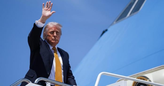 Трамп прибув до Китаю. Фото: NBC News