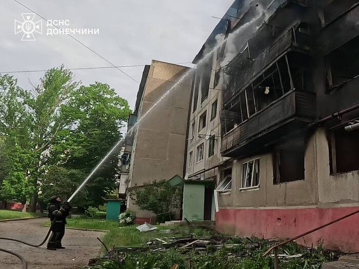 Наслідки російського авіаудару по Дружківці, фото: ДСНС