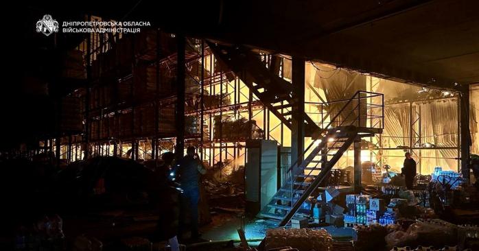 Россияне ночью бить по Днепру и Вольнянску, есть погибшие и раненые. Фото: ОВА