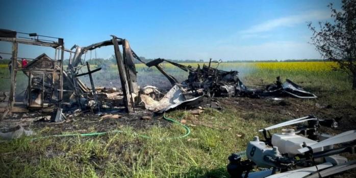 Наслідки російського авіаудару на Чернігівщині, фото: ДСНС