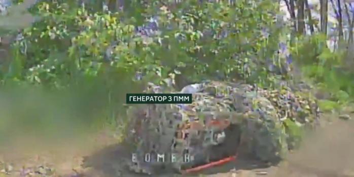 Уничтожение российской военной техники, скриншот видео