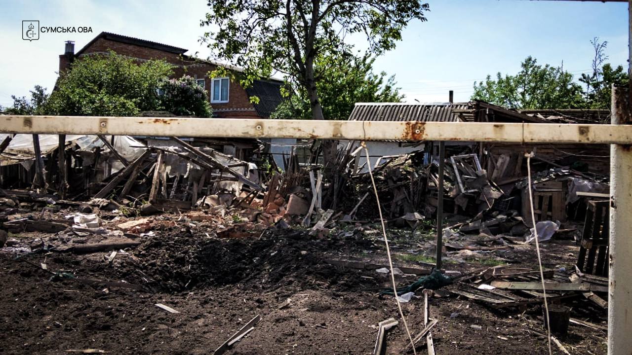 Армія РФ обстріляла Суми. Фото: ОВА