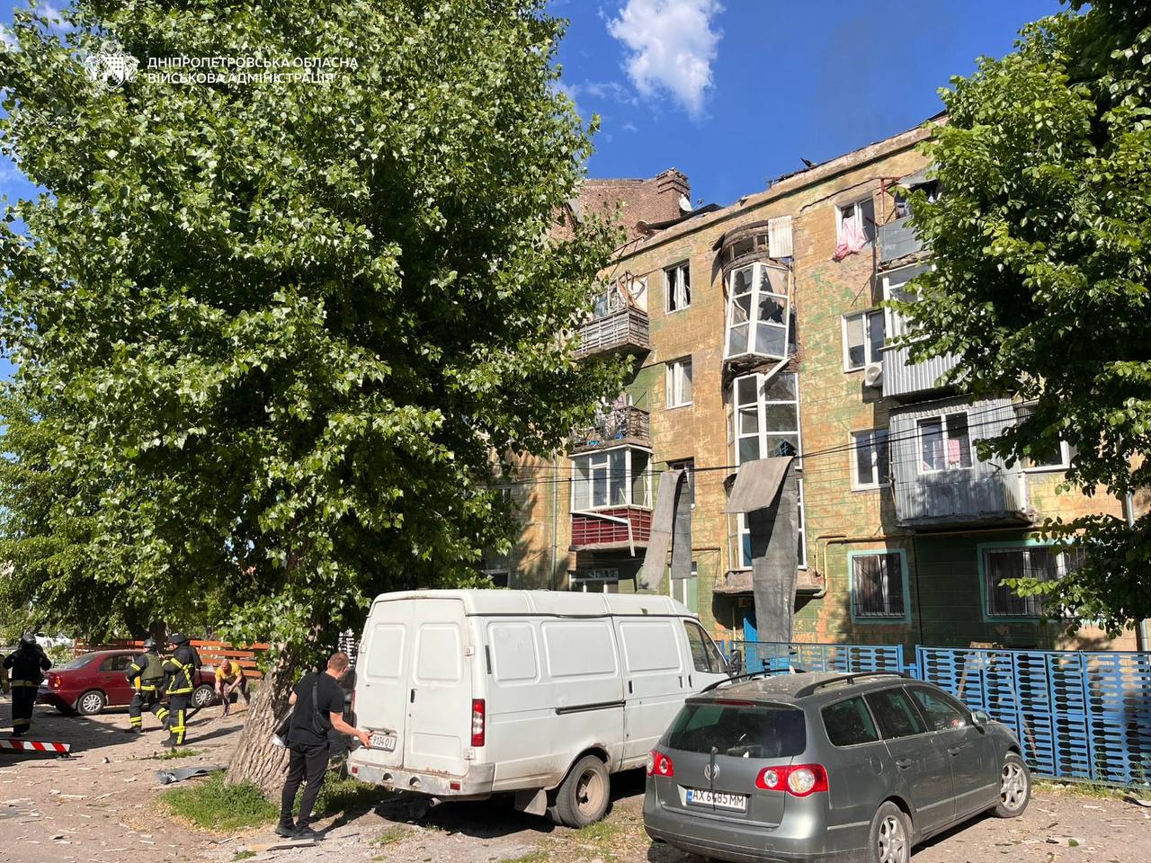 Наслідки обстрілів Дніпра. Фото: ОВА