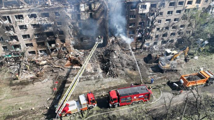 Выросло количество погибших в результате российского массированного удара по Киеву 24 мая. Фото: ГСЧС