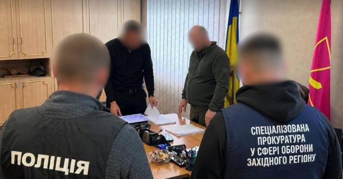 Чиновники ТЦК фиктивно &laquo;мобилизовали&raquo; умерших и осужденных. Фото: 