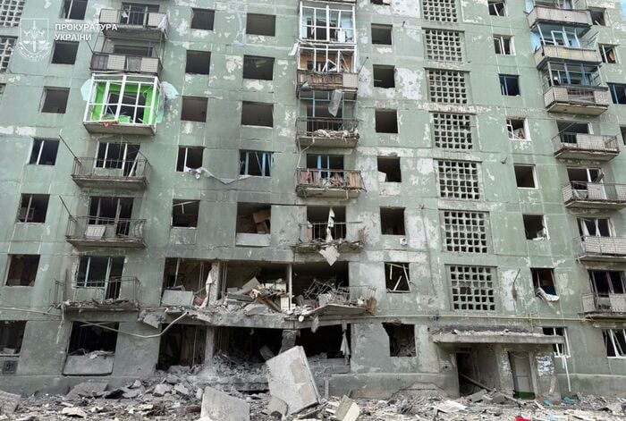 Наслідки російської атаки на Дружківку, фото: Донецька обласна прокуратура