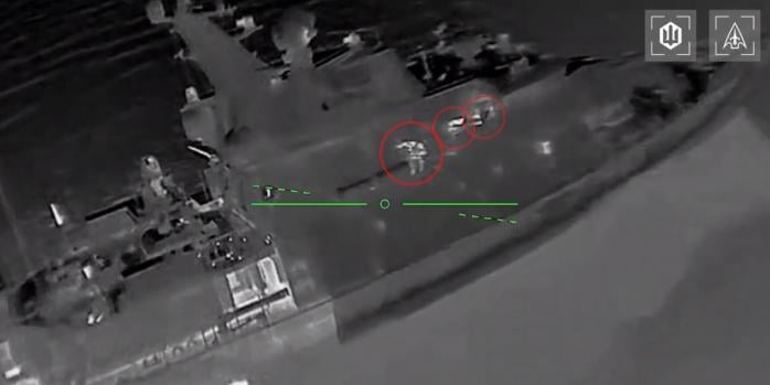Ураження російського корабля, скріншот відео