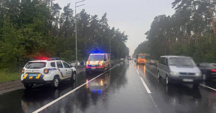 Украинским водителям готовят жесткие штрафы за нарушение ПДД и превышение скорости. Фото: