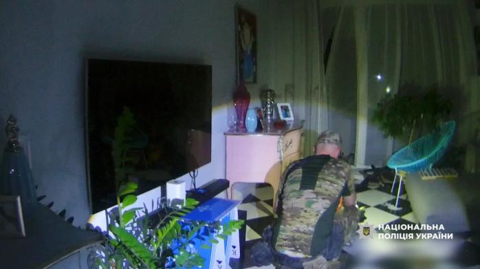 «Шахед» з 50 кг вибухівки застряв в одній із одеських квартир. Фото: НПУ