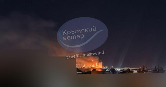 Беспилотники ночью атаковали оккупированный Крым. Фото: 