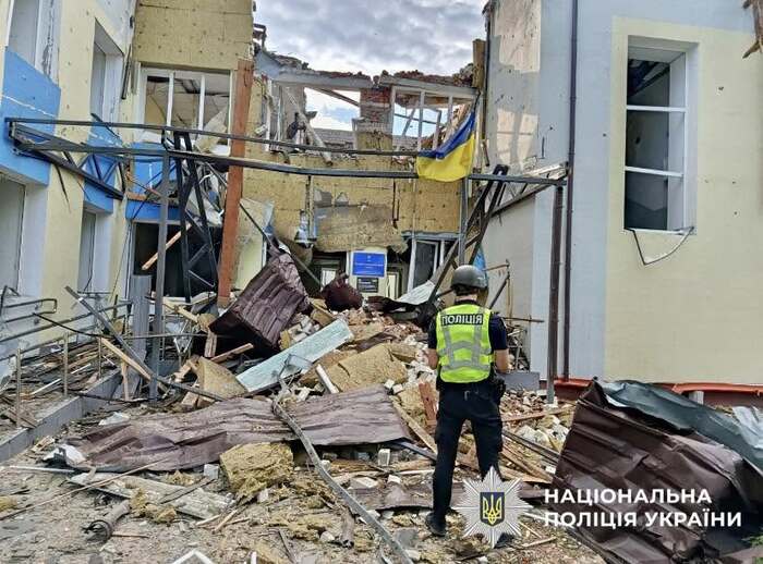 Наслідки російського обстрілу Чернігівщини, фото: Нацполіція