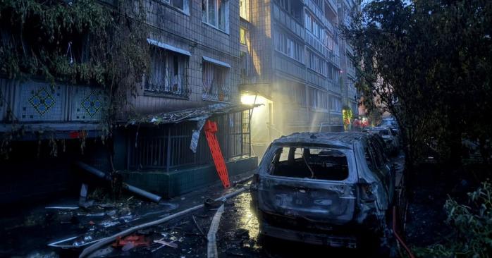 У Києві зросла кількість поранених та постраждалих внаслідок обстрілу. Фото: