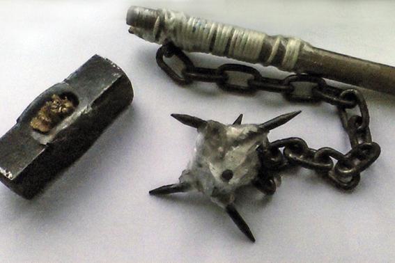 У активистов на Грушевского изъято самодельное оружие — МВД (ФОТО)
