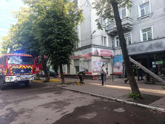 Наслідки російських ударів по Шостці, фото: ДСНС