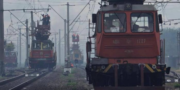 Росіяни знову атакували залізничну інфраструктуру, фото: Олексій Кулеба