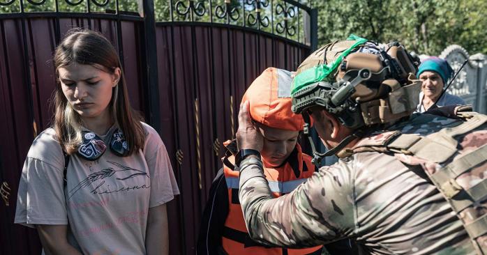 Обов’язкову евакуацію всіх мешканців оголосили з двох населених пунктів Дніпропетровщини. Фото: