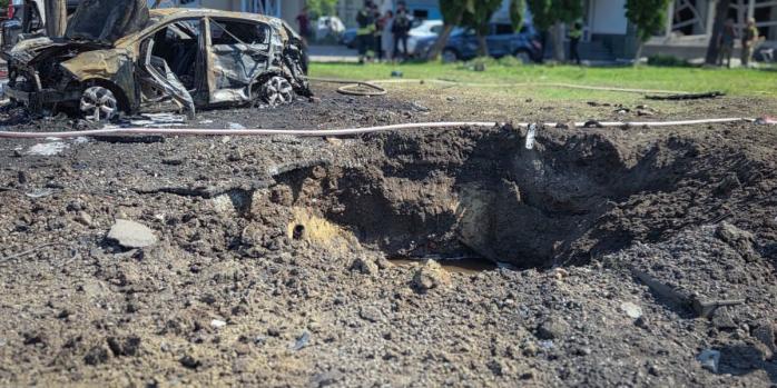 Наслідки російського удару у Сумах, фото: Сумська ОВА