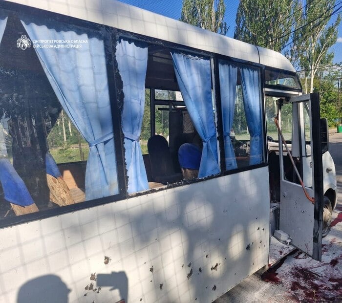 Наслідки російської атаки в Марганці, фото: Дніпропетровська ОВА