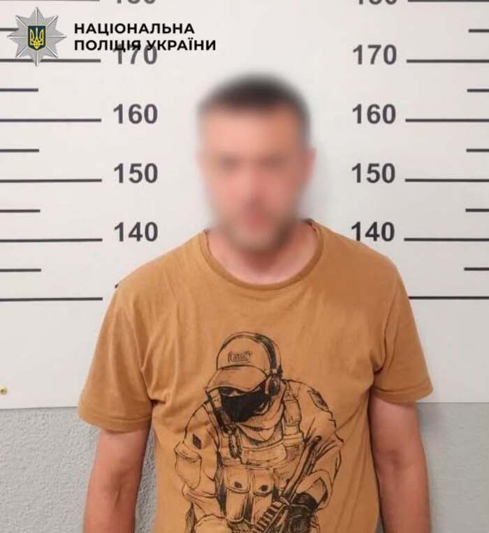 У супермаркеті у Києві влаштував 35-річний чоловік, фото: Нацполіція