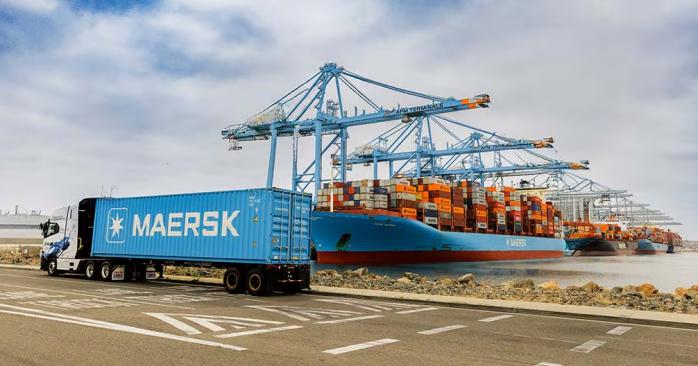Логістична компанія Maersk призупиняє роботу в Чорноморському порту. Фото: 