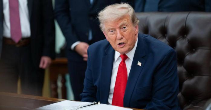 Дональд Трамп заявил, что еще не решил, позволит ли Украине производить ракеты-перехватчики к Patriot. Фото: