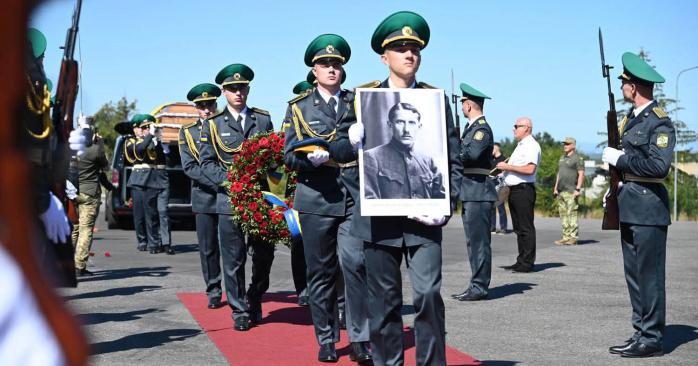 Останки основателя ОУН Евгения Коновальца вернули в Украину. Фото: