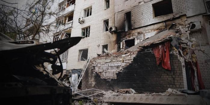 Последствия российского удара по Чернигову, фото: ГСЧС Черниговщины