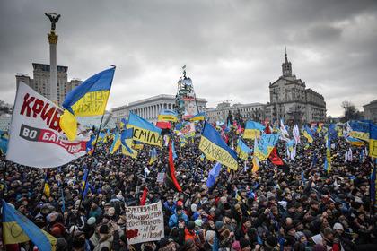 Опозиція дала Януковичу кілька годин для звільнення затриманих активістів