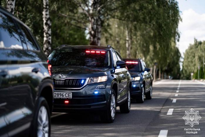 Полицейские «фантомы» за день работы зафиксировали более 800 превышений скорости. Фото: НПУ