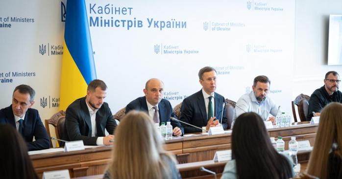 Мільярдні пільгові кредити для підприємців готує Кабмін. Фото: