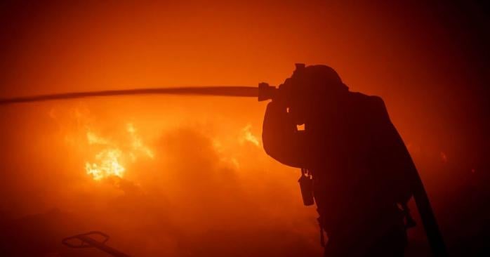 Росіяни обстріляли цивільне судно в Чорному морі. Фото: 