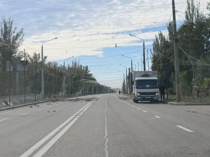 Наслідки удару російського дрона у Краматорську, фото: Краматорська міська рада
