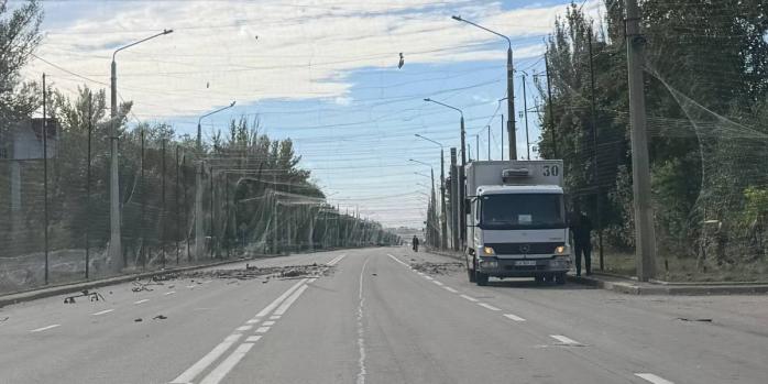 Наслідки удару російського дрона у Краматорську, фото: Краматорська міська рада