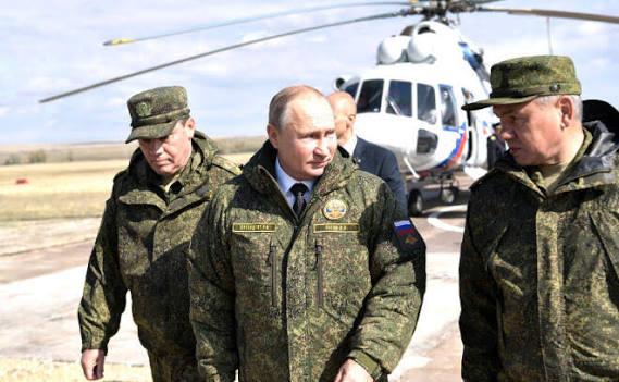 Володимир Путін вчетверте за рік збільшив чисельність армії РФ. Фото: 