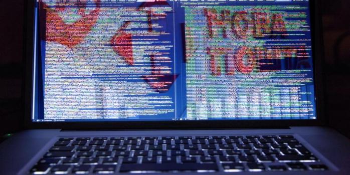 «Новая почта» получила DDoS-атаки, фото: SnappyGoat.com