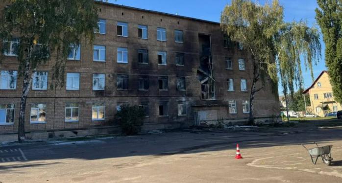 Часть российского беспилотника изъяли из здания киевской школы, фото: Нацполиция