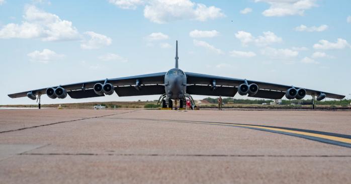 США срочно вывели бомбардировщики из британской базы из-за новой угрозы. Фото: