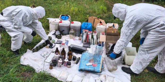 В Украине ликвидировали две нарколаборатории, фото: Нацполиция